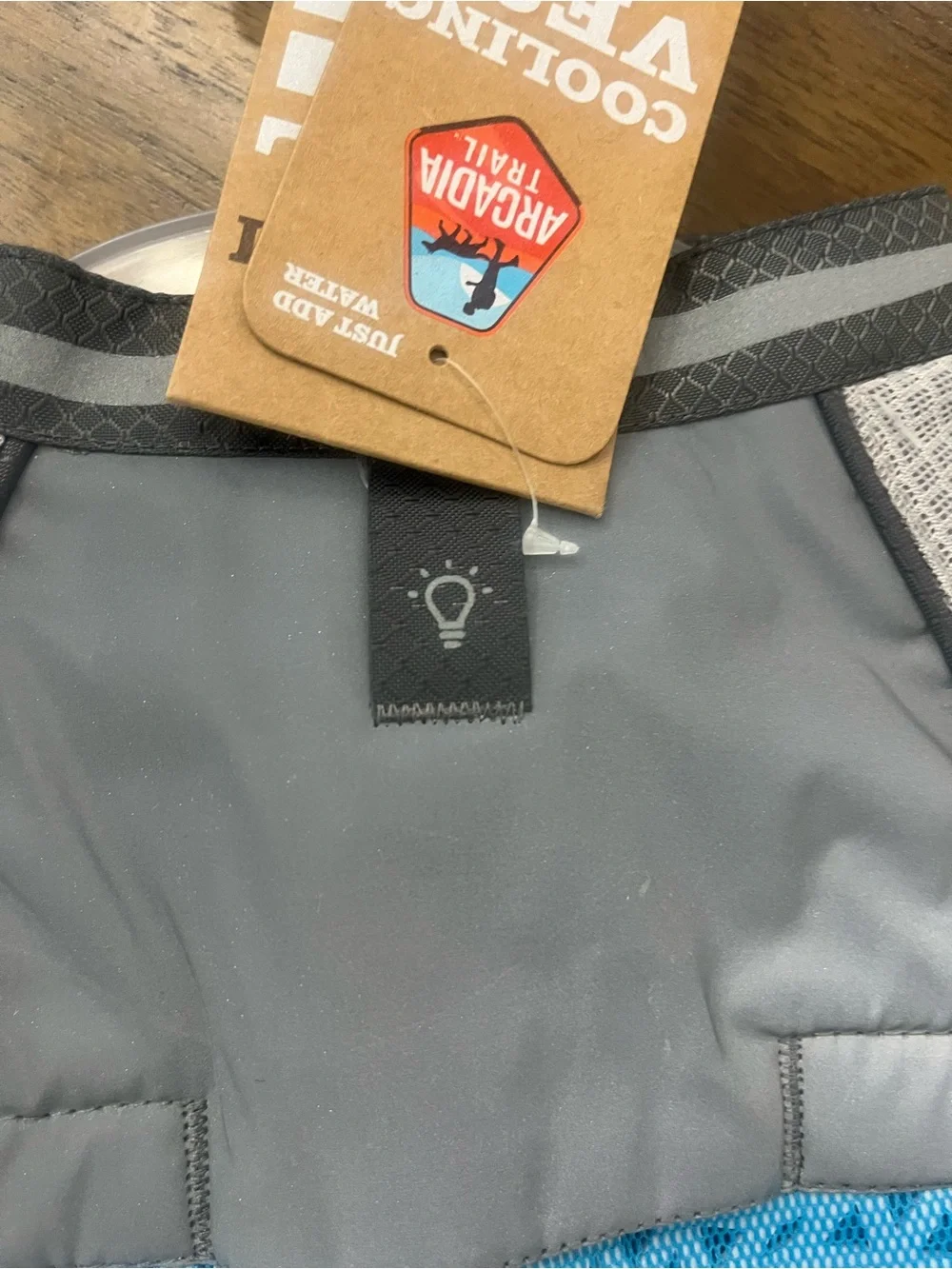 NWT Arcadia Trail Dog Cooling Vest Medium Grey Blue Reflective